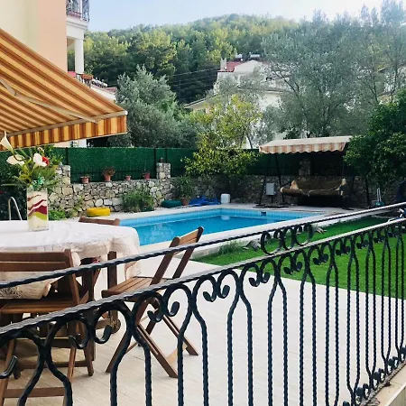 Asiyan Mustakil Havuzlu Merkez'de * Fethiye